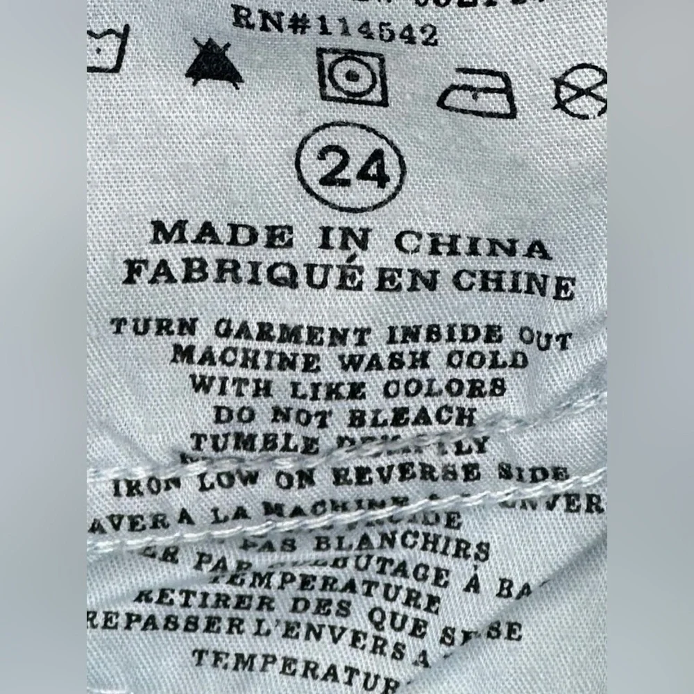 Blank NYC NWT Jeans Throwback Landscape Crop High Rise‎ Festival Hippie Sz 24 - Picture 12 of 14